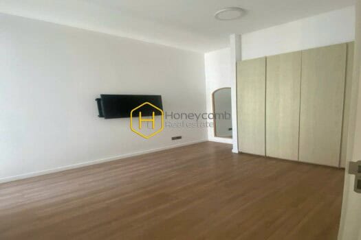 The Estella Embracing enchanting city view in this unfurnished apartment at The Estella