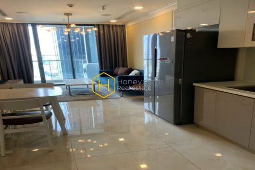 z6504400392600 e3a7ada8ced1e3843e8faff67e1385ef result The bright-filled apartment with brilliant design in Vinhomes Golden River for rent