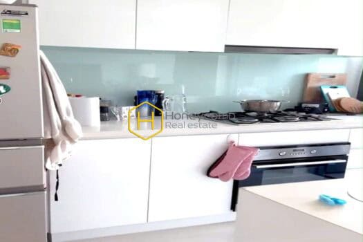 City Garden Cheer your mood up with this youthful City Garden apartment