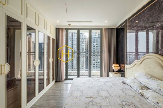 Vinhomes Central Park Alluring apartment in Vinhomes Central Park will satisfy every tenant