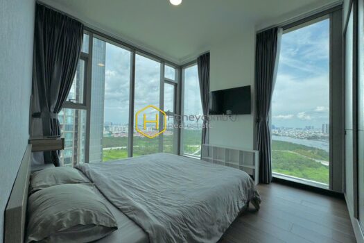 Empire City Experience the charm of rustic design combined with modern comfort in this Empire City apartment for rent