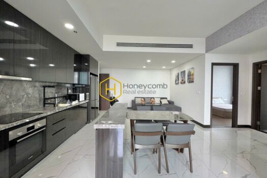 Empire City Experience the charm of rustic design combined with modern comfort in this Empire City apartment for rent