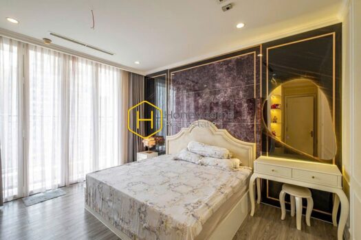 Vinhomes Central Park Alluring apartment in Vinhomes Central Park will satisfy every tenant