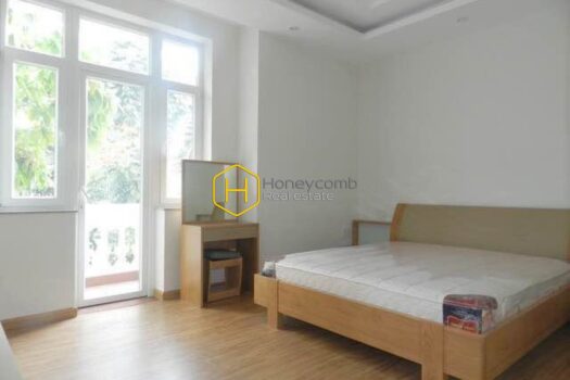 Experience minimalist living in this beautifully designed villa located on Tran Ngoc Dien Street, Thao Dien Ward