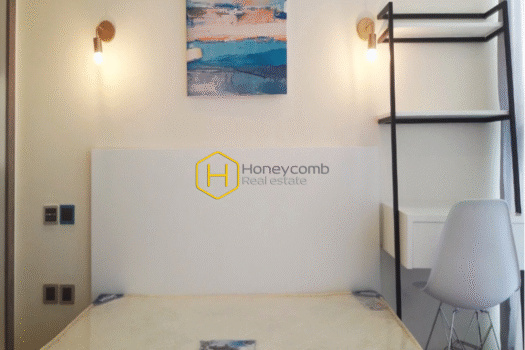 Vinhomes Central Park Feel the tranquil air in this cozy furnished apartment at Vinhomes Central Park