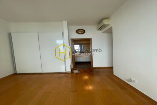 The Vista Elegant minimalism and distinctive individuality come together to craft the sophisticated allure of this The Vista residence