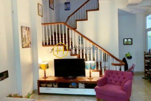 a8482968a8421a1c43533 result Glamoured by the stunning citywide view in high-standard District 2 villa