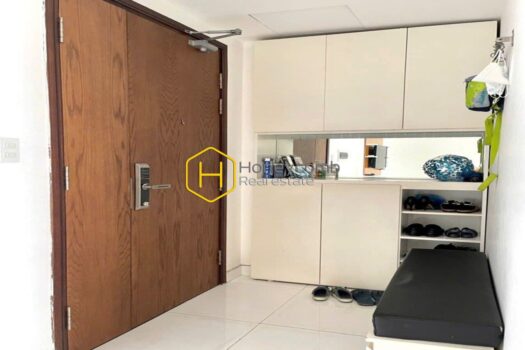 Tropic Garden Enjoy all the modernities you will have in this Tropic Garden apartment