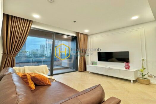 LR 6 result An inviting yet luxurious retreat, crafted with meticulous attention to detail at Lumiere Riverside