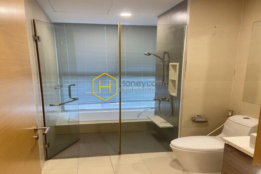 The Vista Seize the opportunity to rent this remarkable, well-priced apartment at The Vista