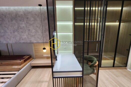 Vinhomes Golden River Everything could be easier with this Vinhomes Golden River superior apartment