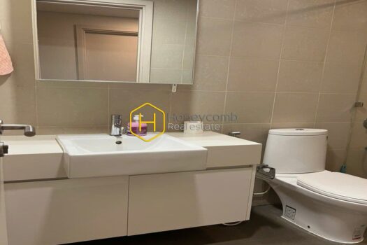 City Garden Feel the warmth and closeness of this charming apartment at City Garden