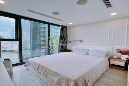 Vinhomes Golden River Enhance your life with this artistic apartment in Vinhomes Golden River