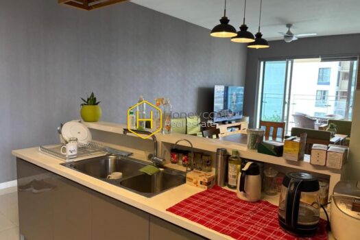 The Estella Heights Enhance your life with this artistic apartment in Estella Heights