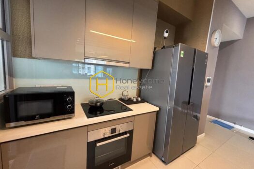 The Estella Heights Enhance your life with this artistic apartment in Estella Heights