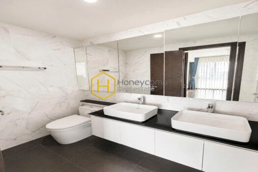 Feliz En Vista Beautiful light-filled apartment with no furniture is available now in Feliz En Vista