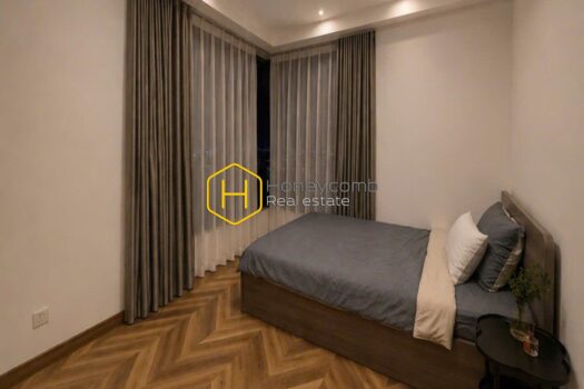 Sunwah Pearl Explore minimalist style in this amazing apartment in Sunwah Pearl