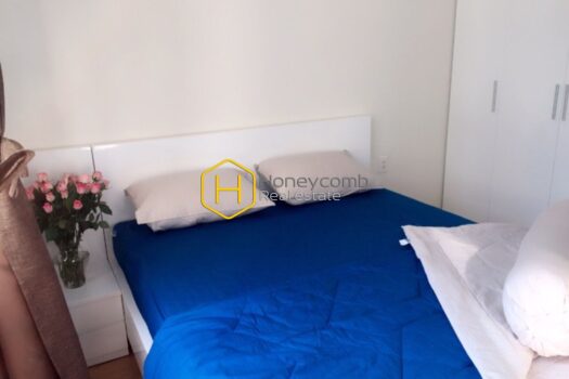 Masteri Thao Dien 2 bedroom apartment high floor and simple furniture Masteri Thao Dien for rent