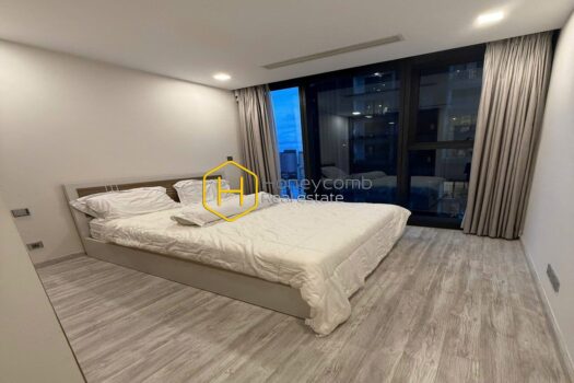 Vinhomes Golden River Well organised and modern furnished apartment in Vinhomes Golden River