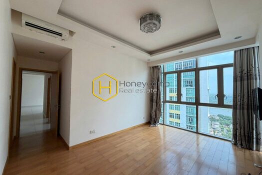 The Vista New and Spacious Apartment with no furniture for rent in The Vista
